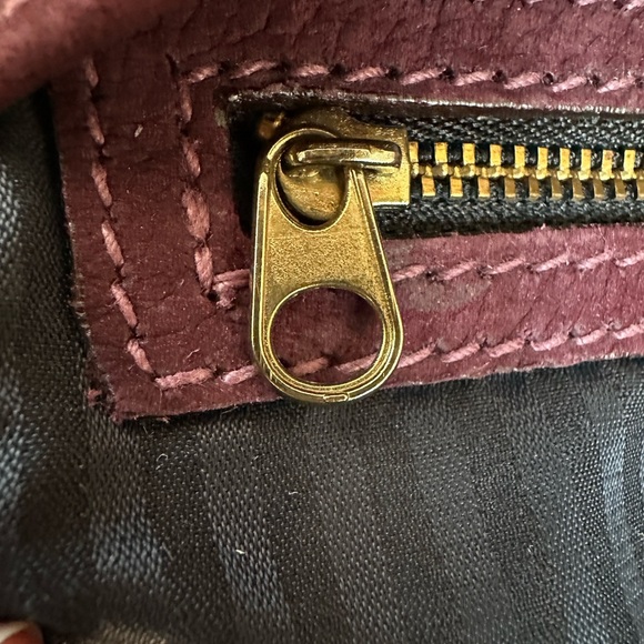 Coach Small Bucket Zip Nubuc - 4933 - Elderberry - Picture 7 of 9